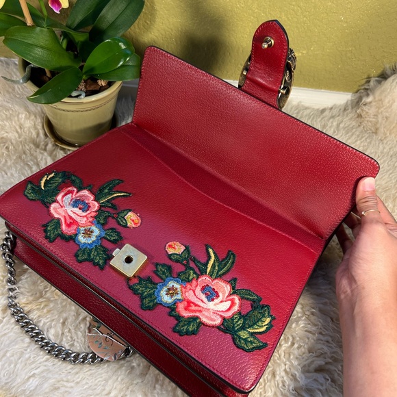 Gucci Red Dionysus Shoulder Bag with Floral Embroidery - Rare Edition - Medium - Picture 14 of 16